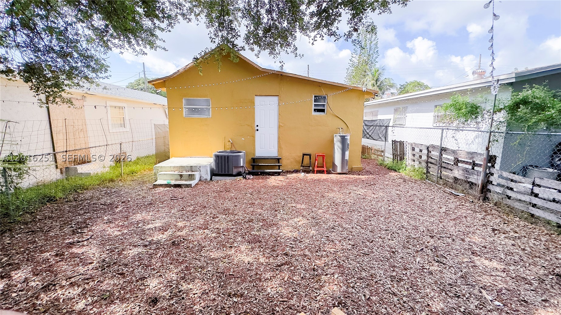 NORTH LIBERTY CITY - Residential