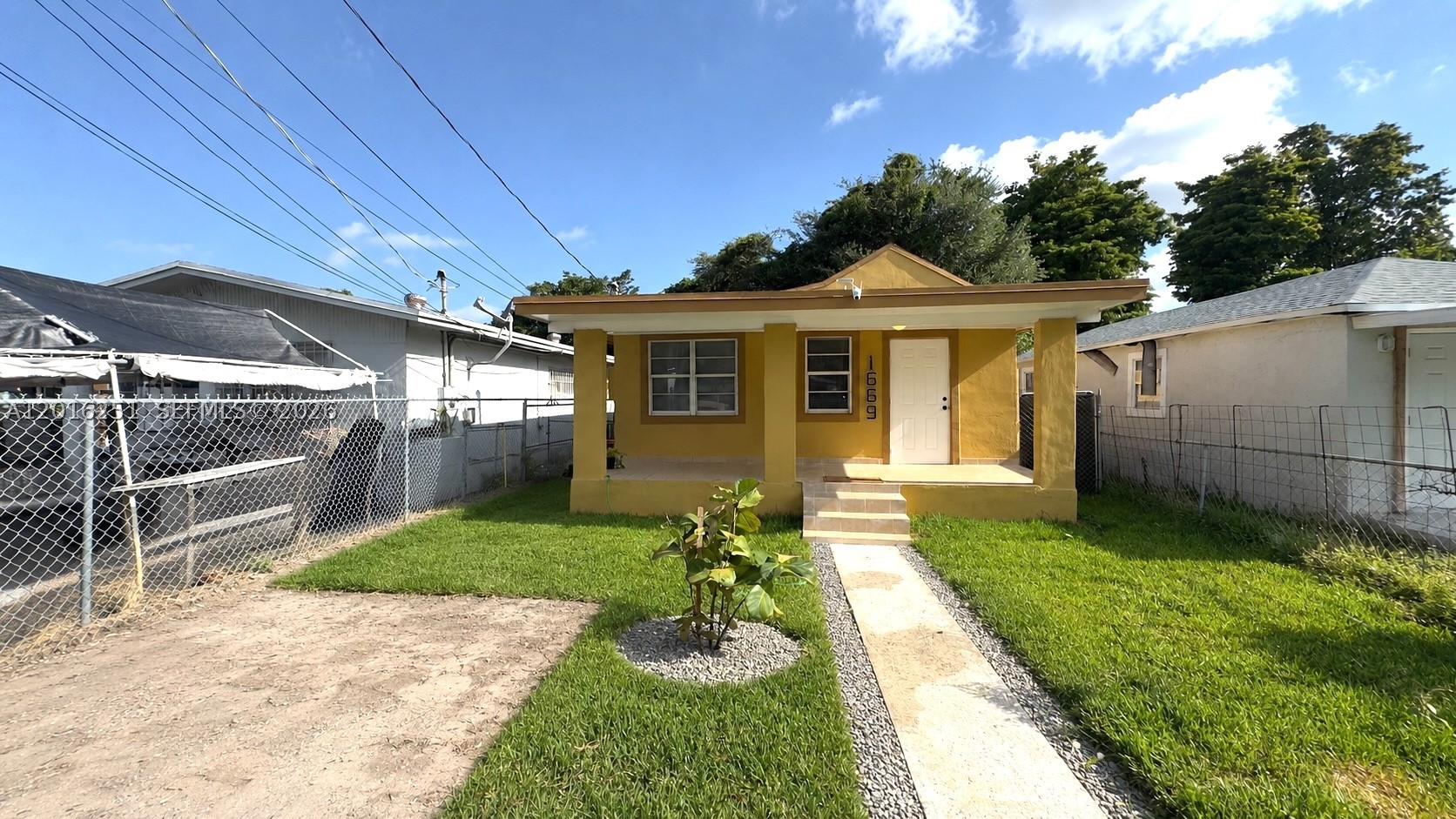 NORTH LIBERTY CITY - Residential