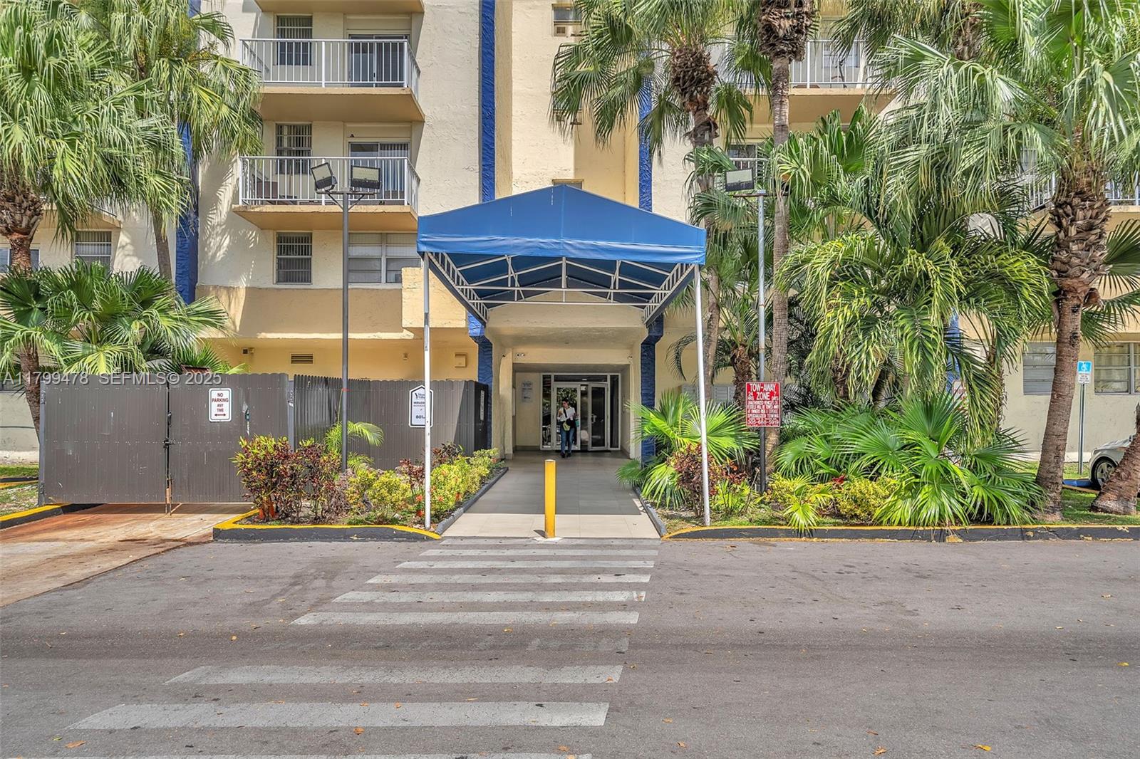YOLANDA VILLAS CONDO - Residential