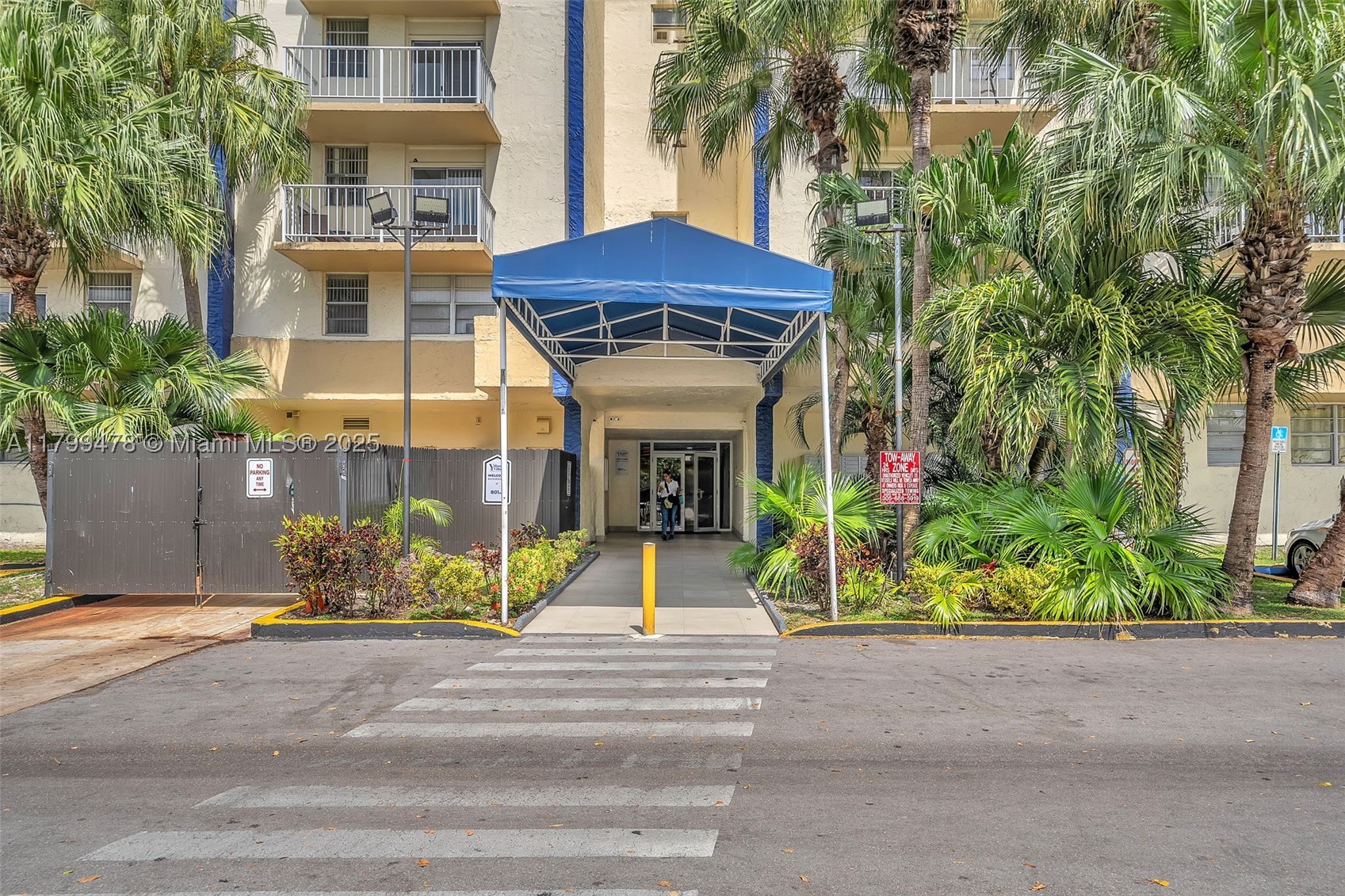 YOLANDA VILLAS CONDO - Residential
