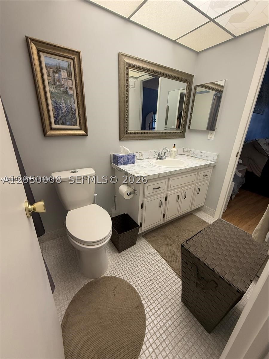 JARRET HALL CONDO - Residential