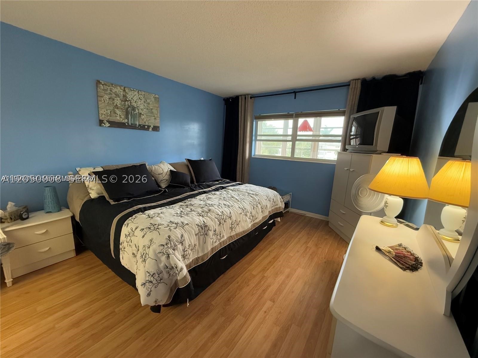 JARRET HALL CONDO - Residential