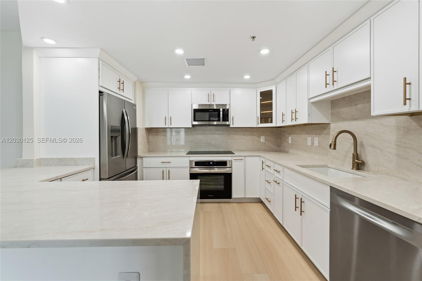 610 CLEMATIS CONDO - Residential