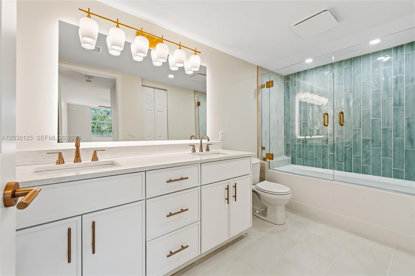 610 CLEMATIS CONDO - Residential