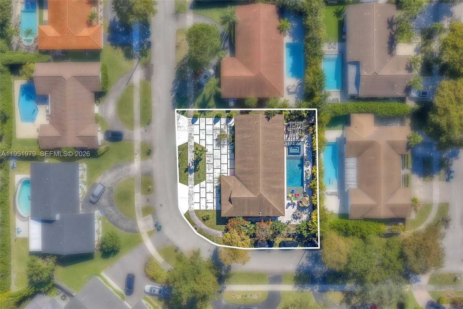 HIGHLAND GARDENS 3RD ADDN - Residential