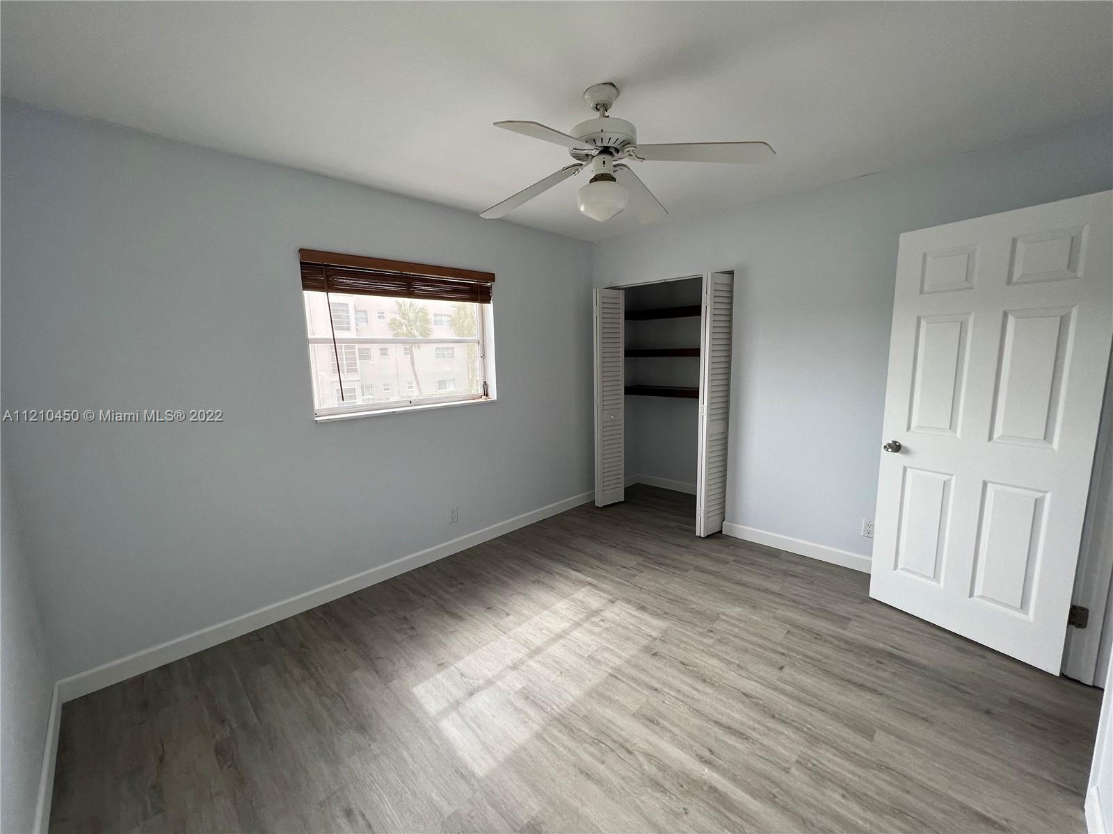 ARROWHEAD CONDO 7 - Residential