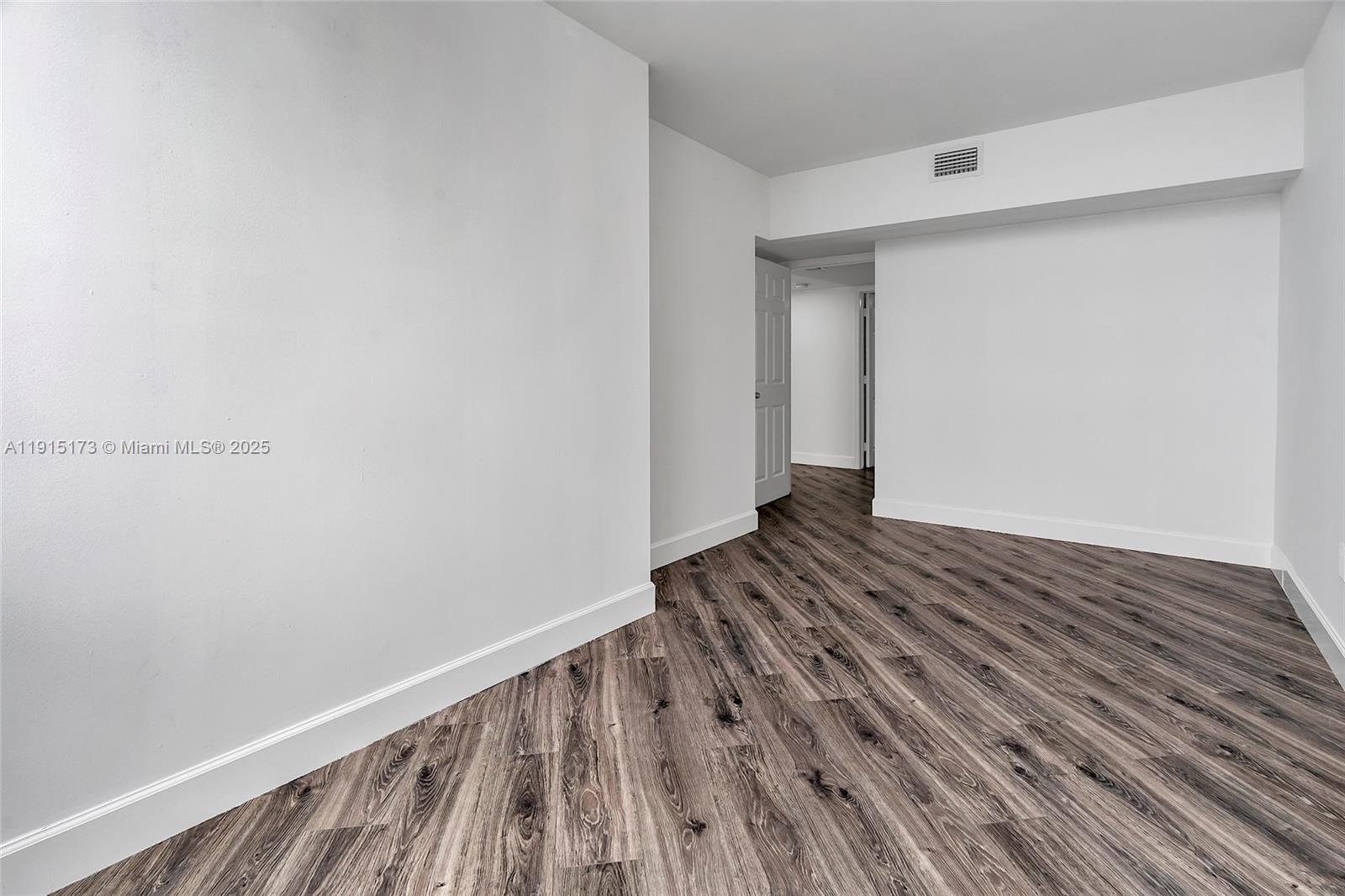 FOUR AMBASSADORS CONDO PH - Residential