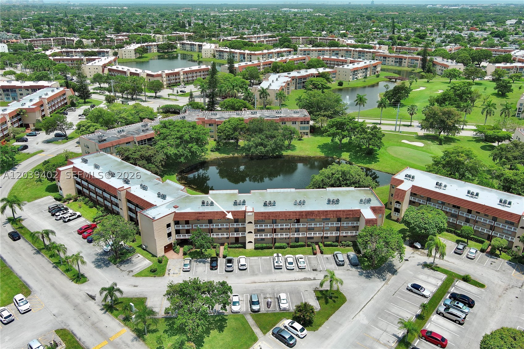 SUNRISE LAKES 96 CONDO - Residential