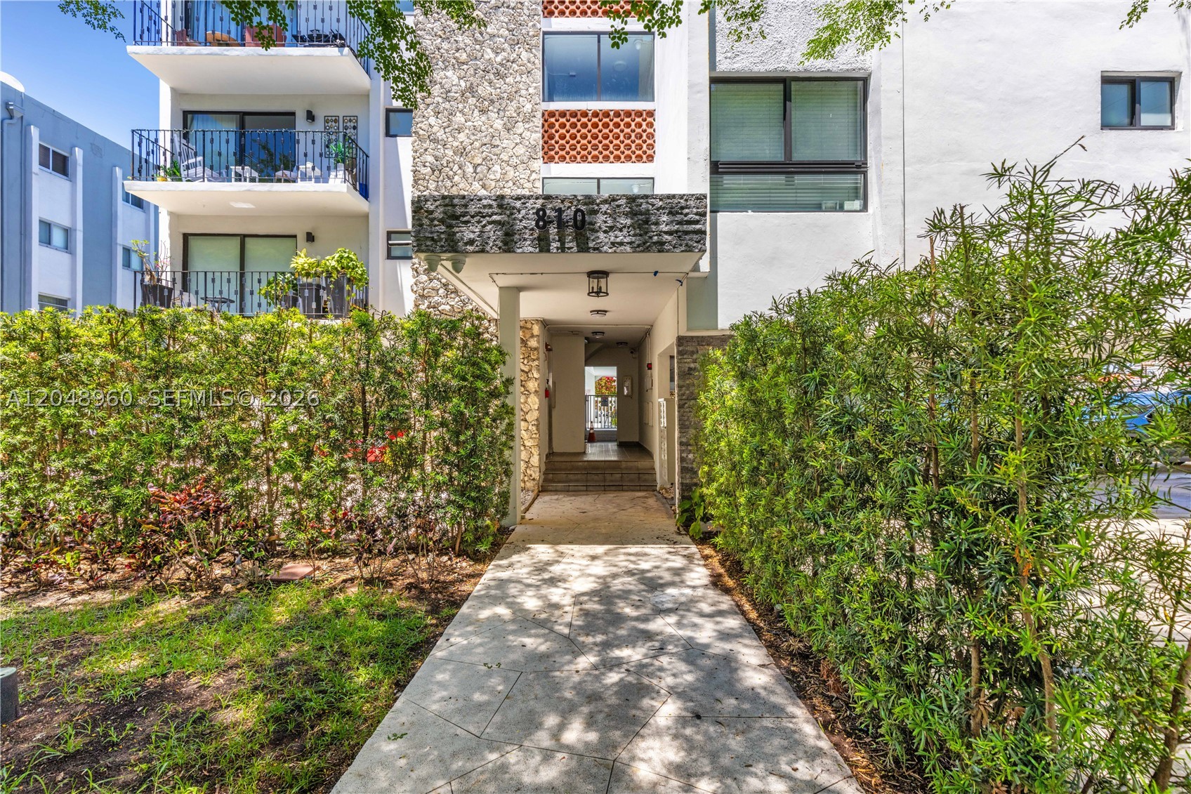 C GAB DOUGLAS SEC - Residential Lease