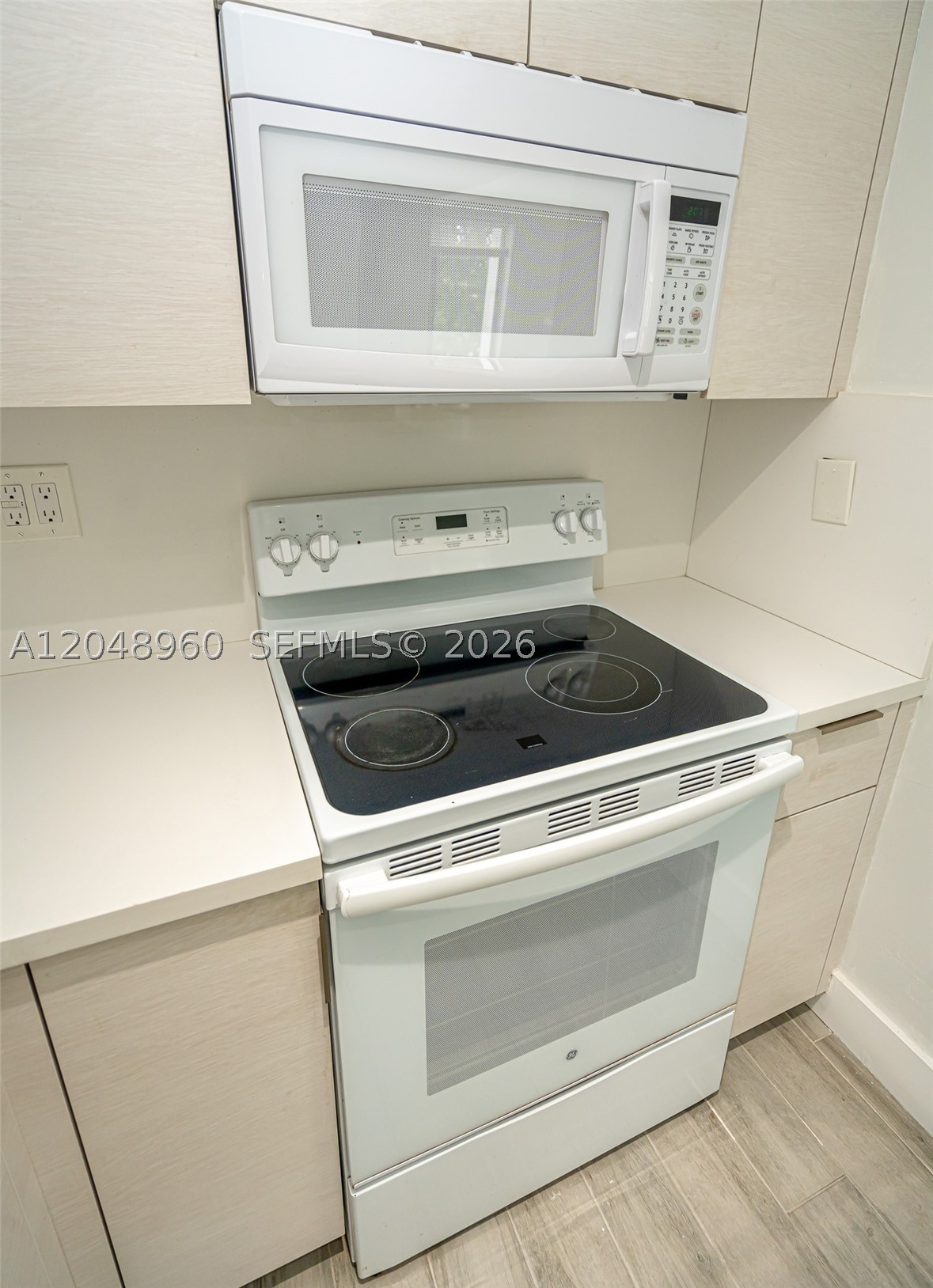 C GAB DOUGLAS SEC - Residential Lease