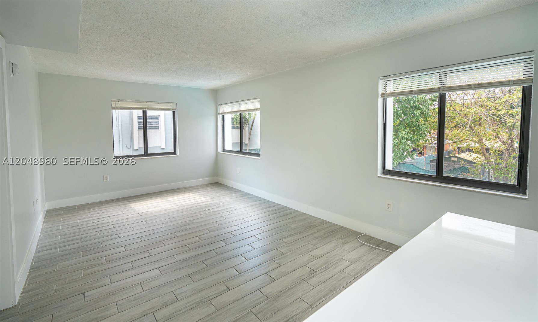 C GAB DOUGLAS SEC - Residential Lease