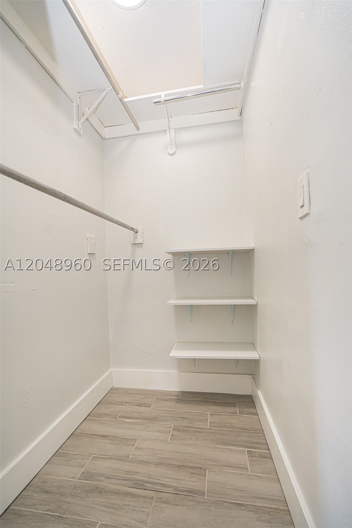 C GAB DOUGLAS SEC - Residential Lease