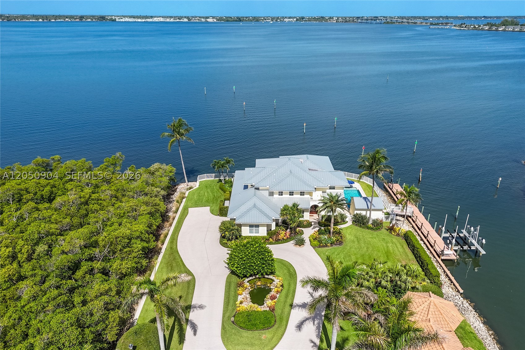 SAILFISH COVE - Residential