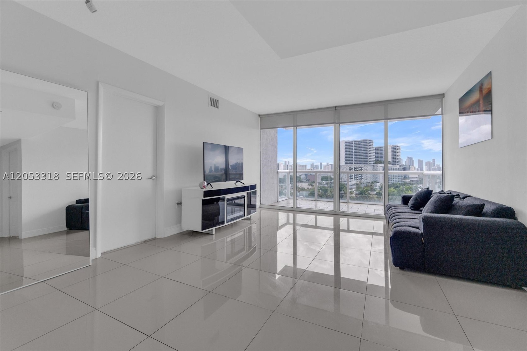 TERRAZAS RIVERPARK VILLAG - Residential