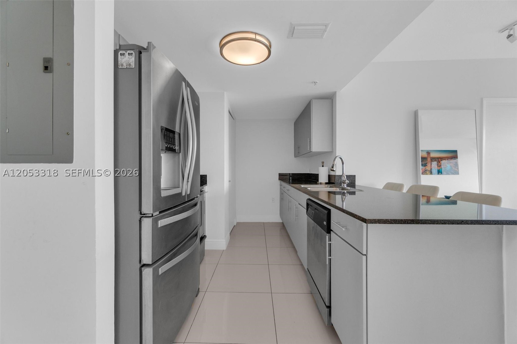 TERRAZAS RIVERPARK VILLAG - Residential