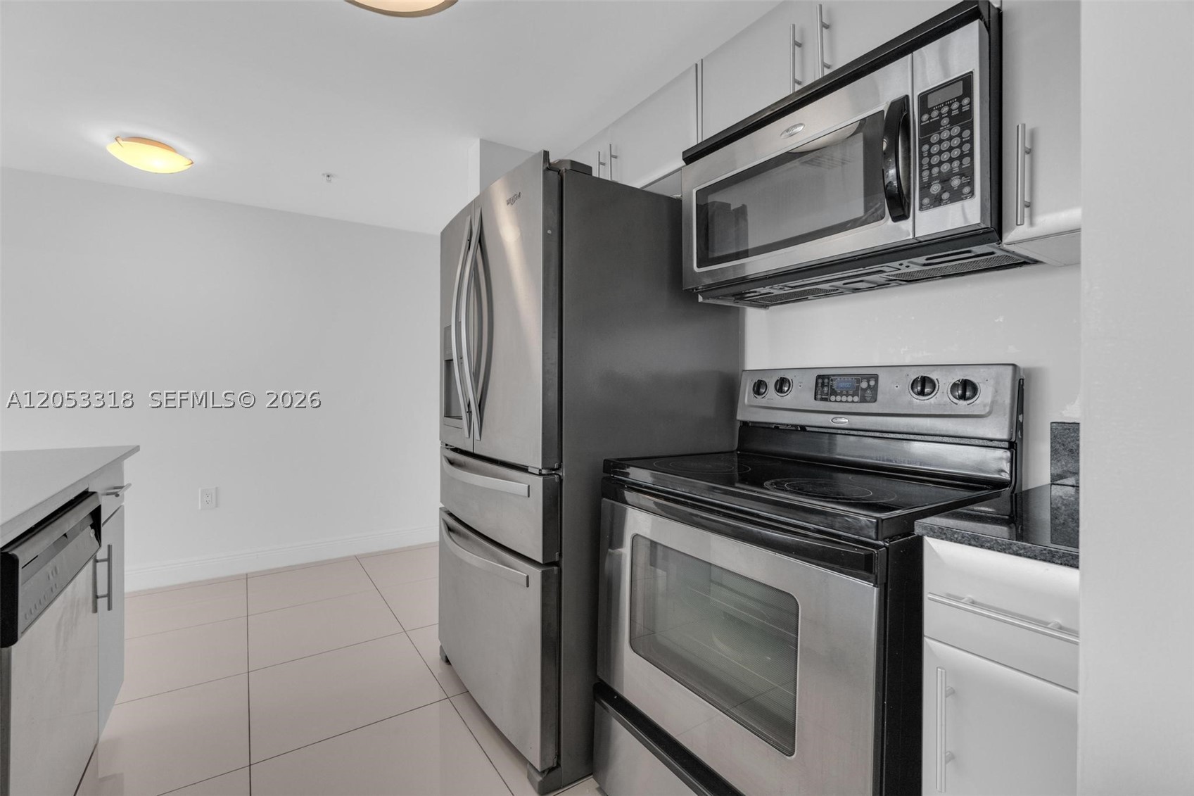 TERRAZAS RIVERPARK VILLAG - Residential