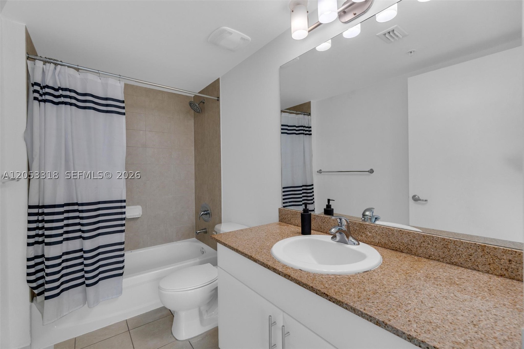 TERRAZAS RIVERPARK VILLAG - Residential