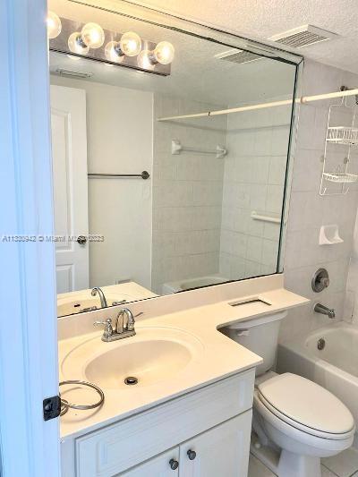 BELLEVIEW VILLAS CONDO NO - Residential Lease