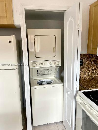 BELLEVIEW VILLAS CONDO NO - Residential Lease