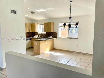 BELLEVIEW VILLAS CONDO NO - Residential Lease