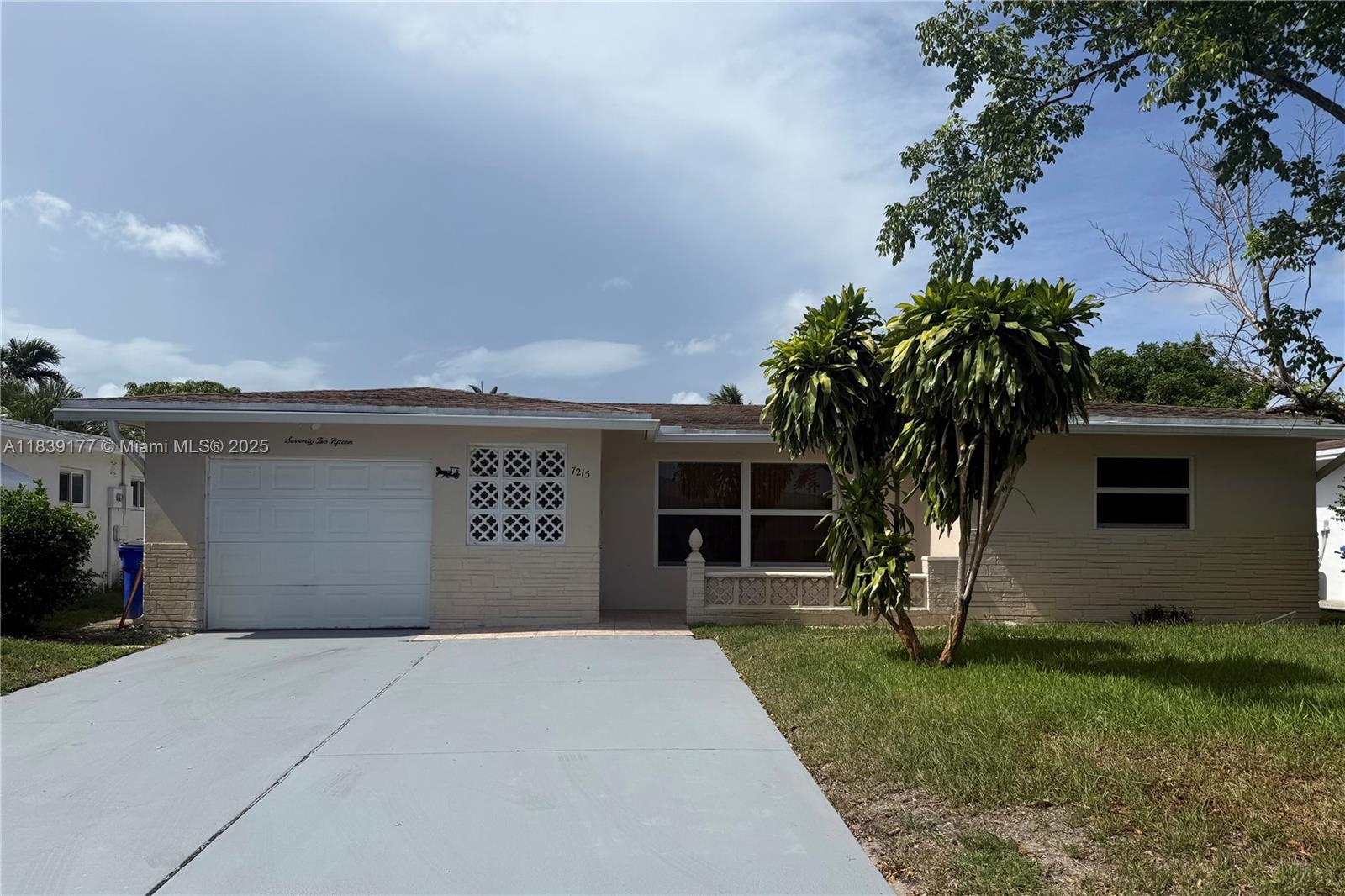 PARADISE GARDENS SEC 4 - Residential Lease