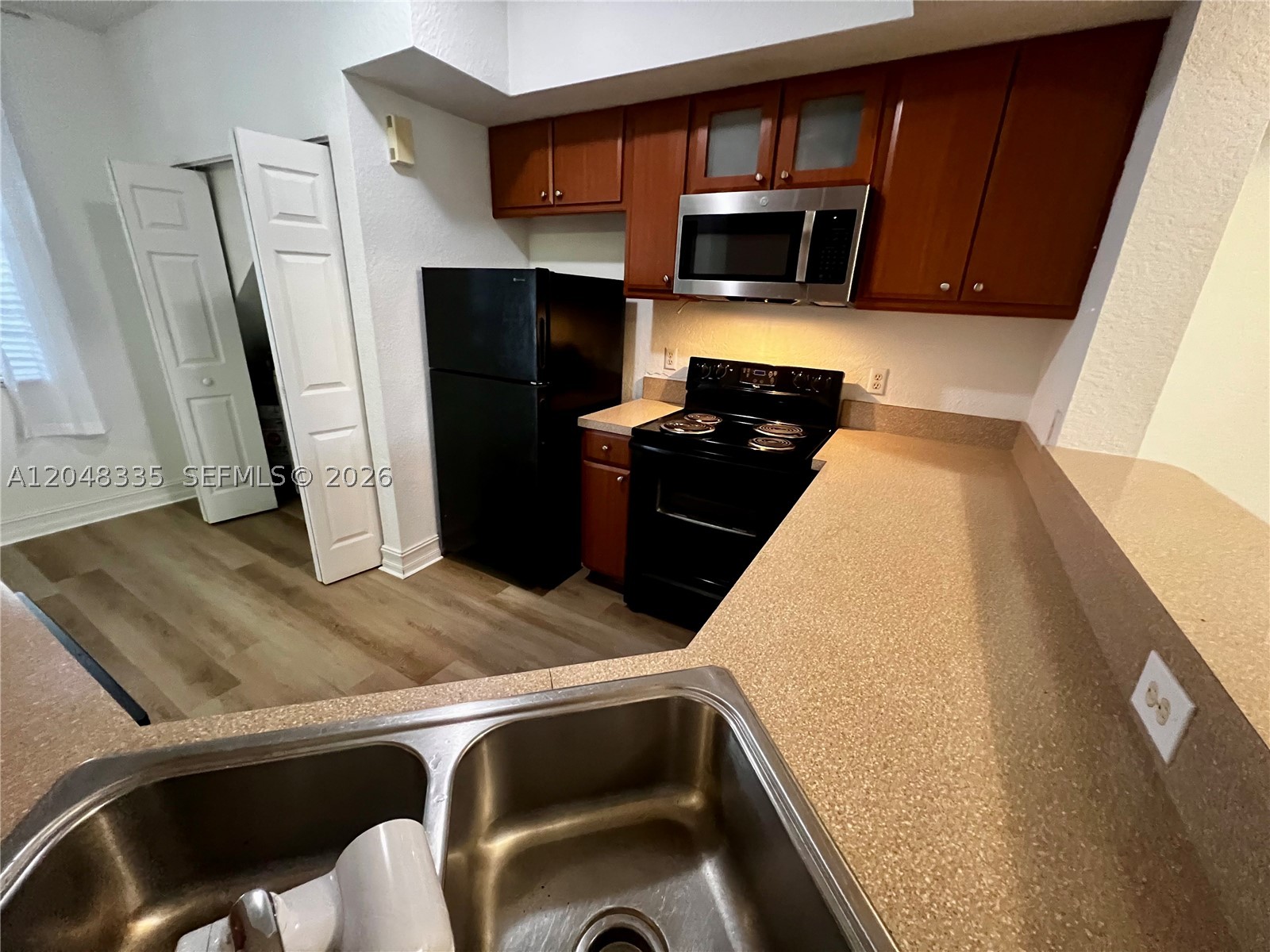 VILLAS DE TUSCANY CONDO - Residential Lease
