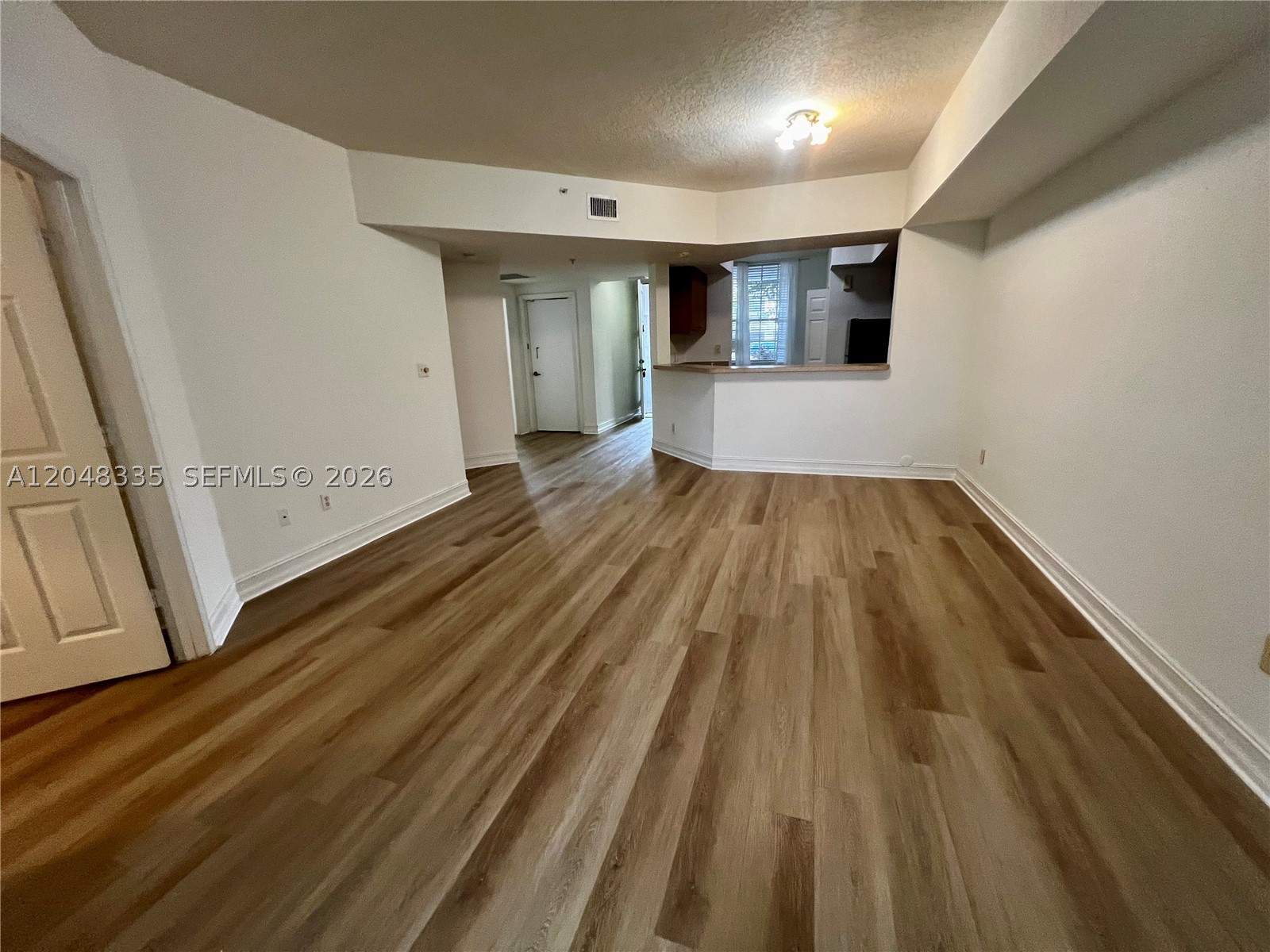 VILLAS DE TUSCANY CONDO - Residential Lease