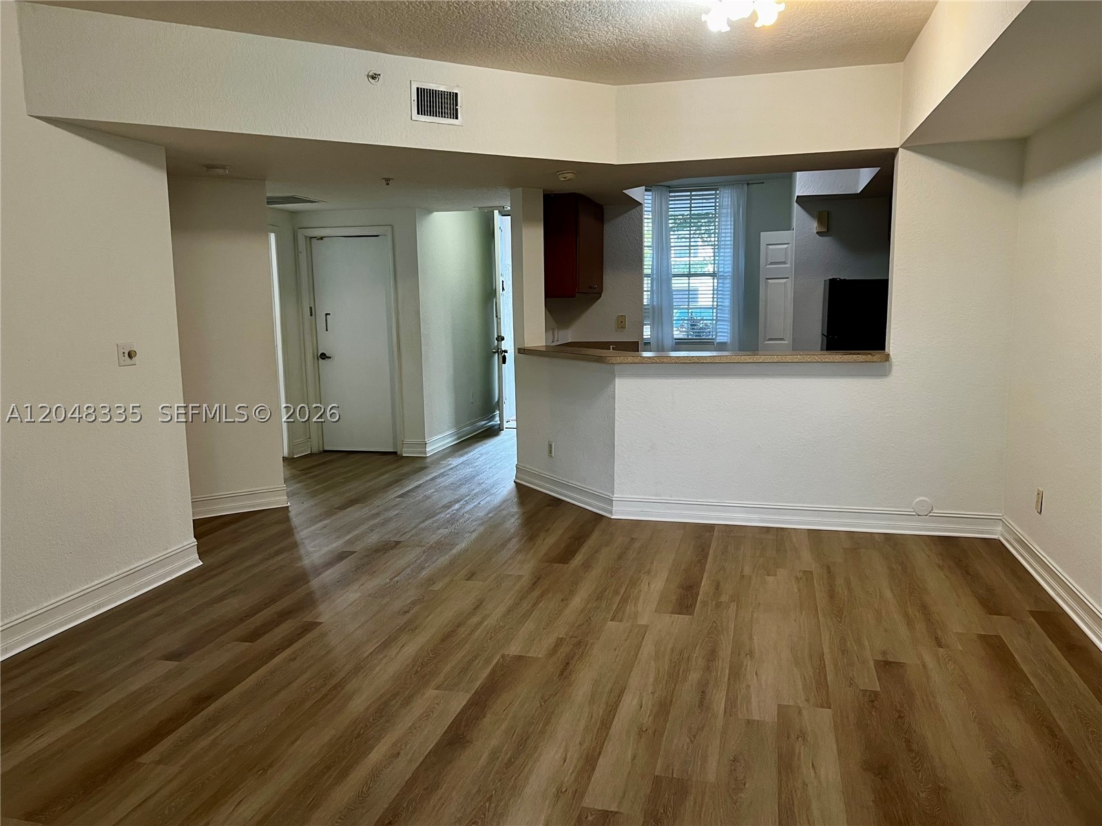 VILLAS DE TUSCANY CONDO - Residential Lease