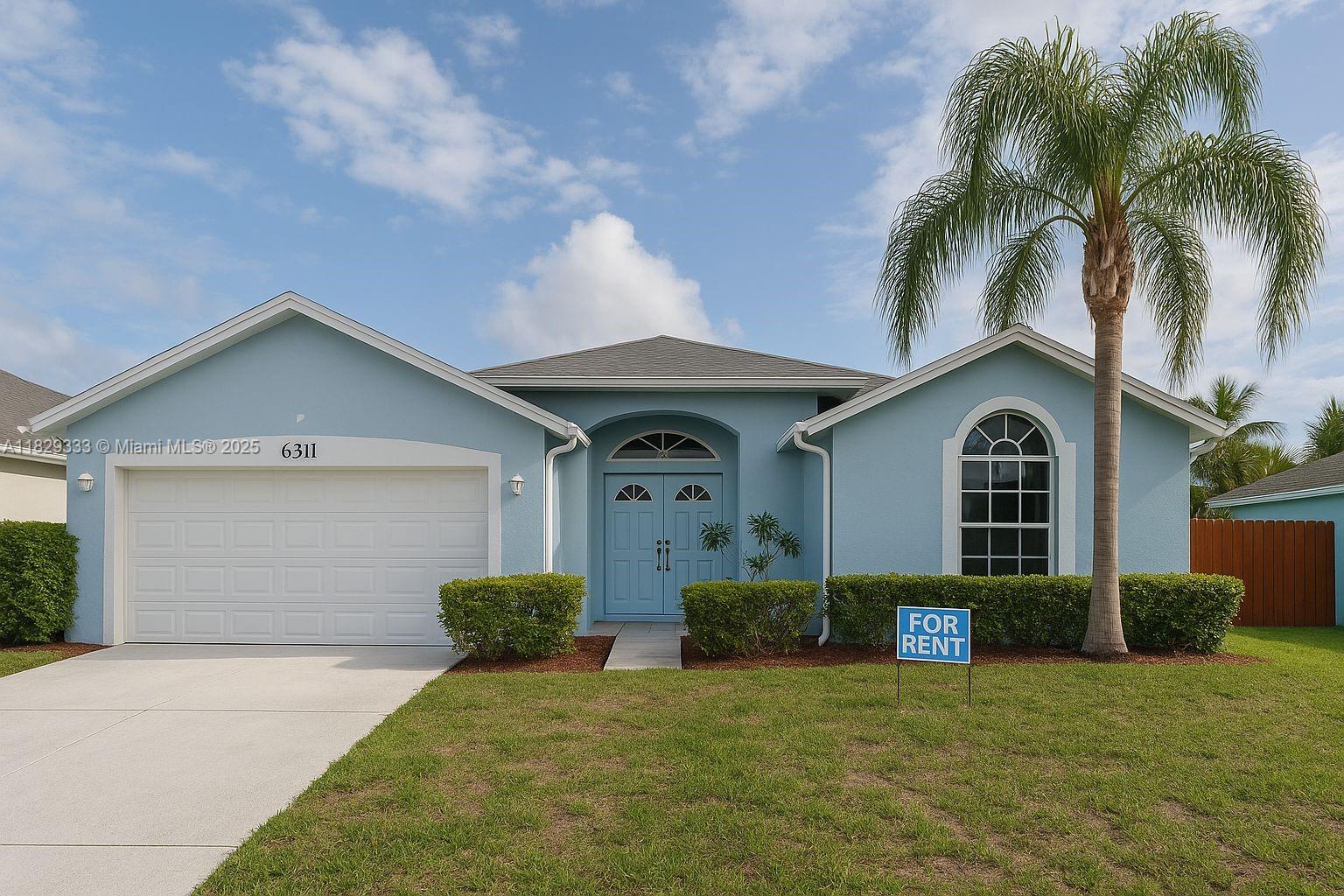 Conveniently located in Jupiter, just minutes from Abacoa and only 5 minutes to the beach! This home features a spacious 3 bedroom 2 bath.