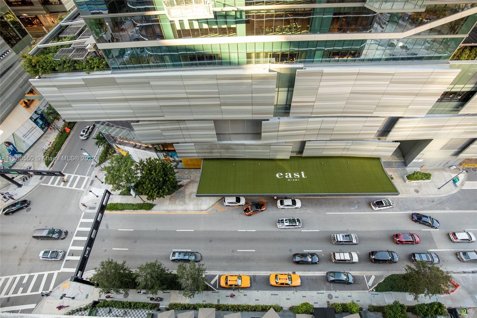 SLS Lux - Residential
