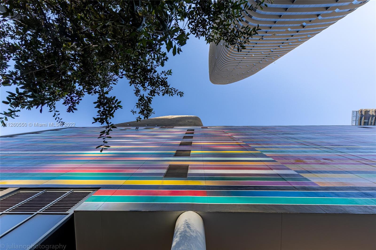 SLS Lux - Residential