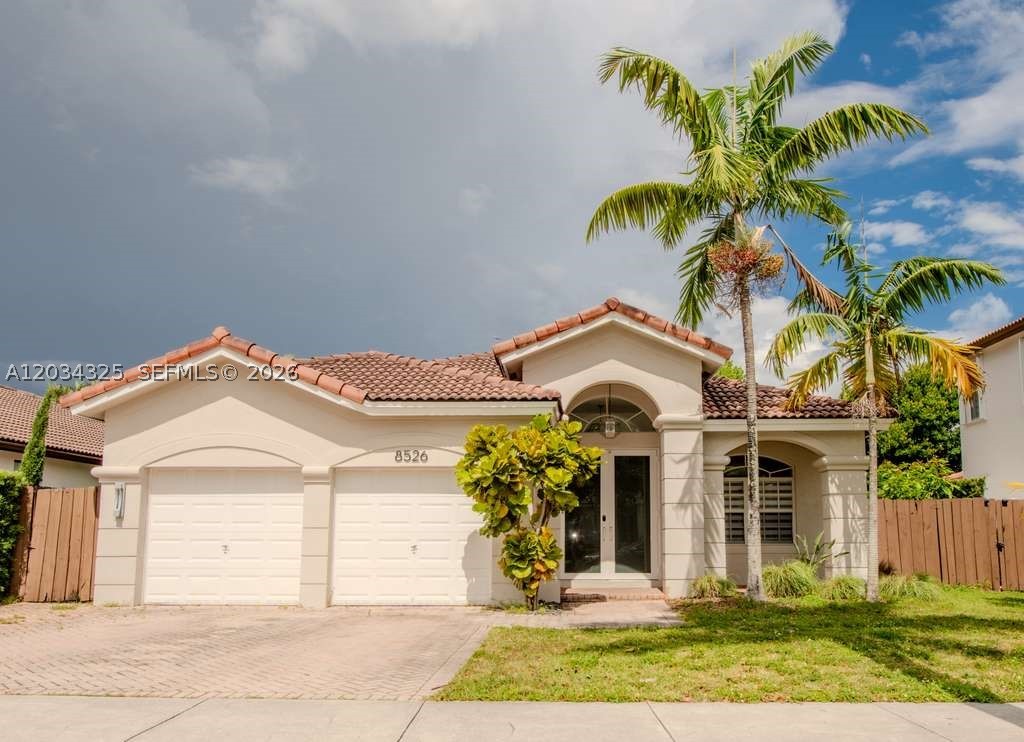 ISLANDS AT DORAL - Residential Lease
