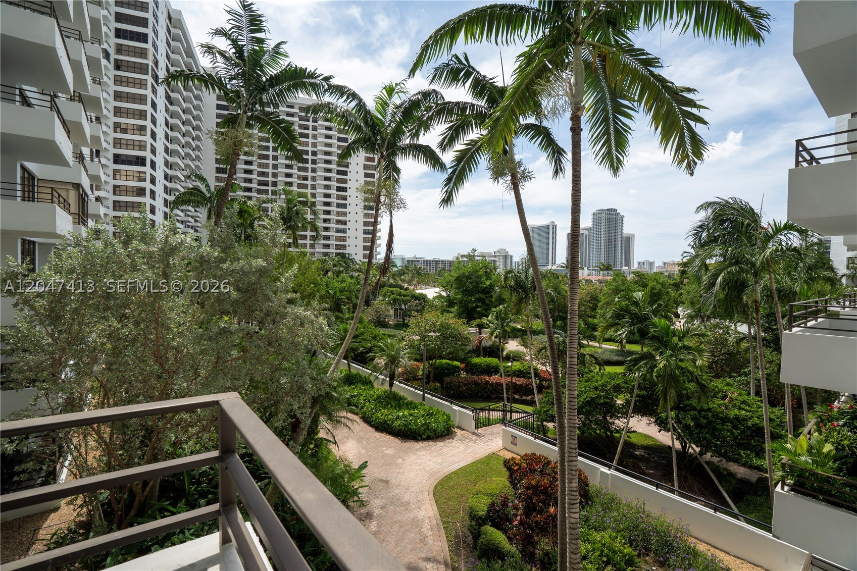 OLYMPUS CONDO PHASE - Residential