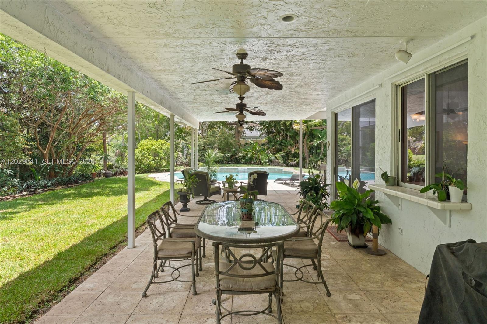 WOODSIDE ESTATES - Residential