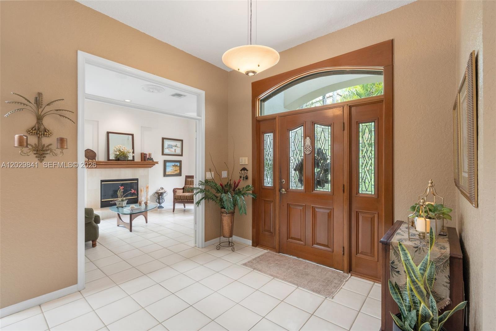 WOODSIDE ESTATES - Residential