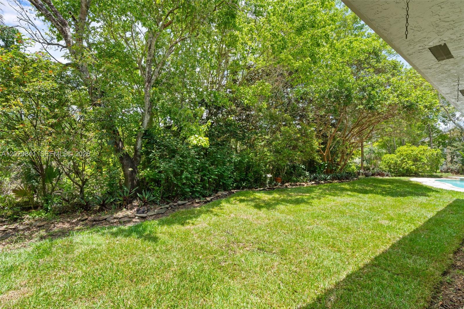 WOODSIDE ESTATES - Residential