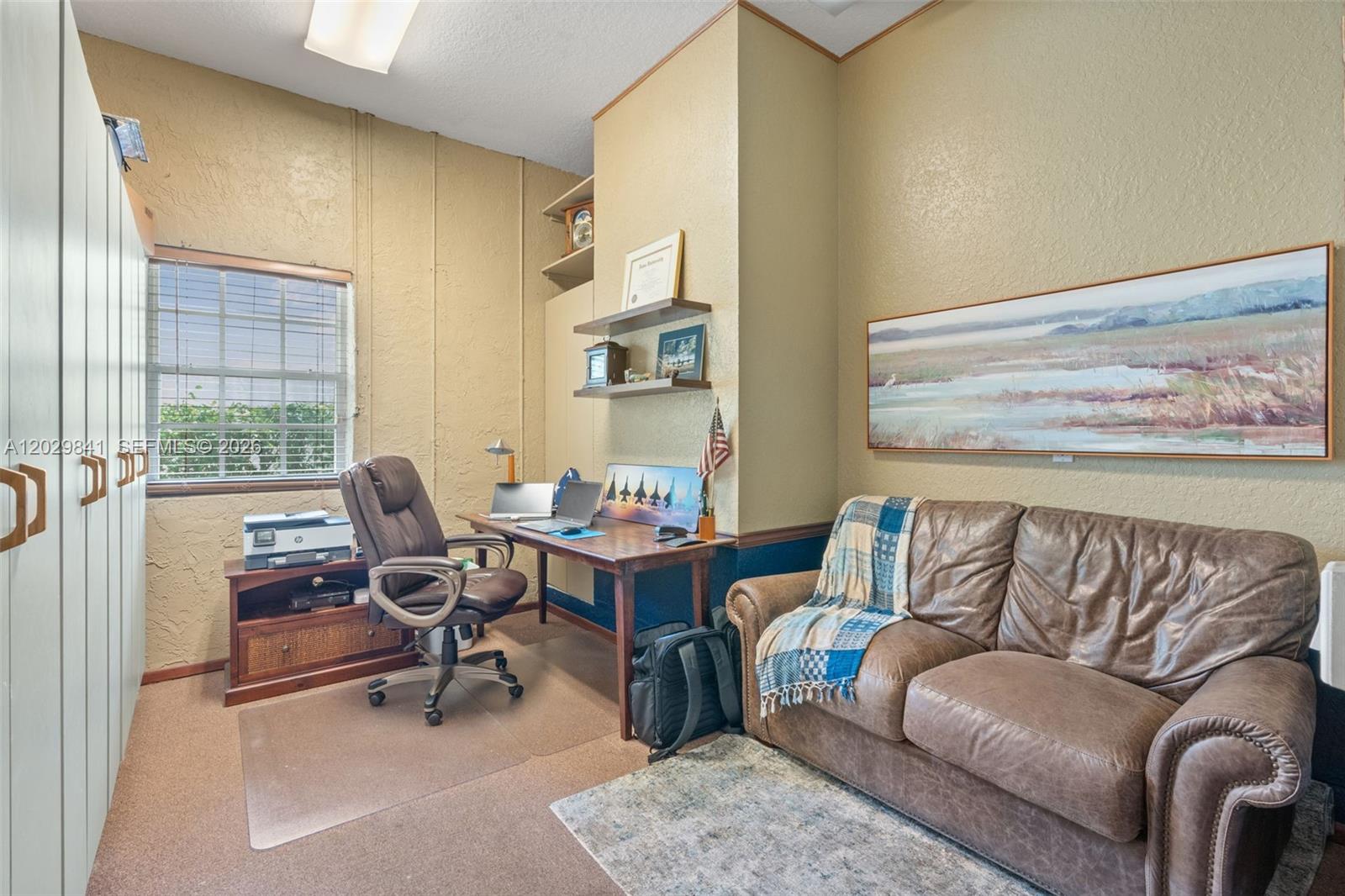 WOODSIDE ESTATES - Residential