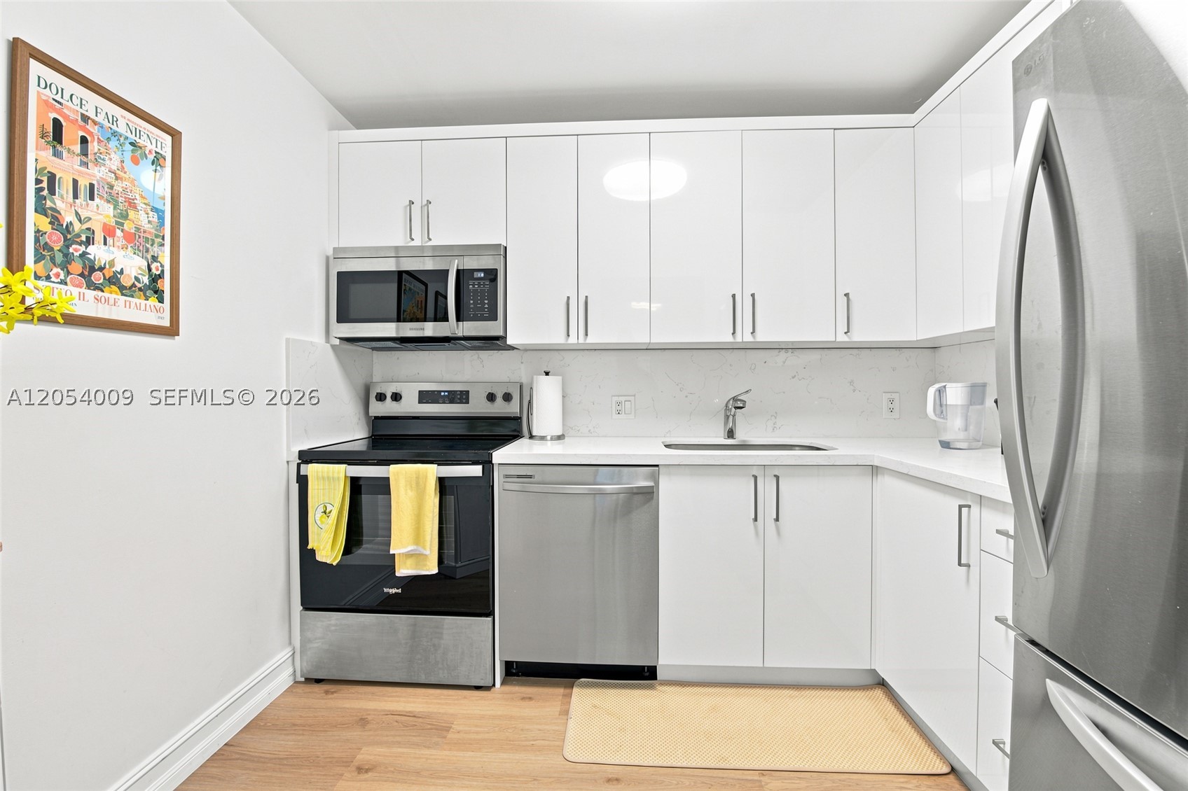 AVENTURA ELDORADO CONDO - Residential