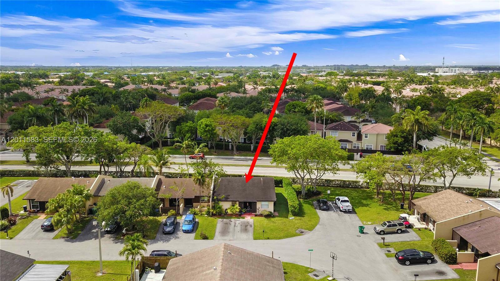 DEVON AIRE VILLAS SEC 8 - Residential