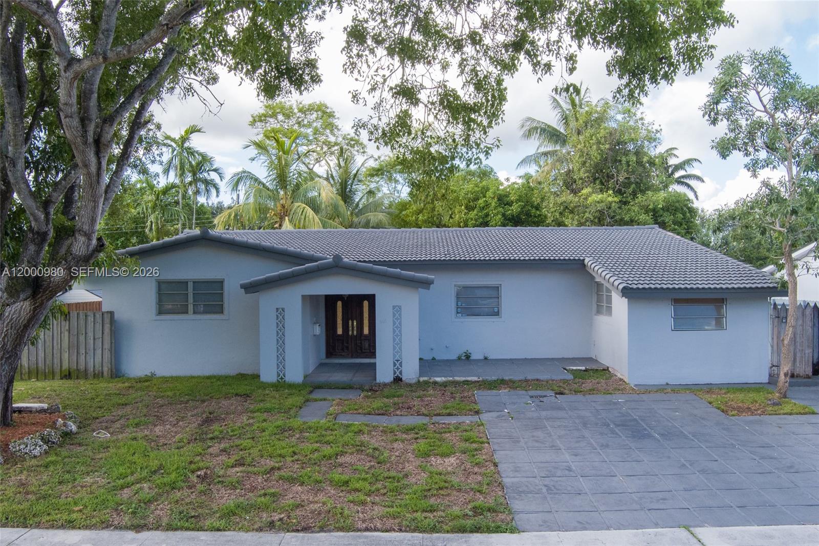 PICKWICK LAKE ESTATES SEC - Residential