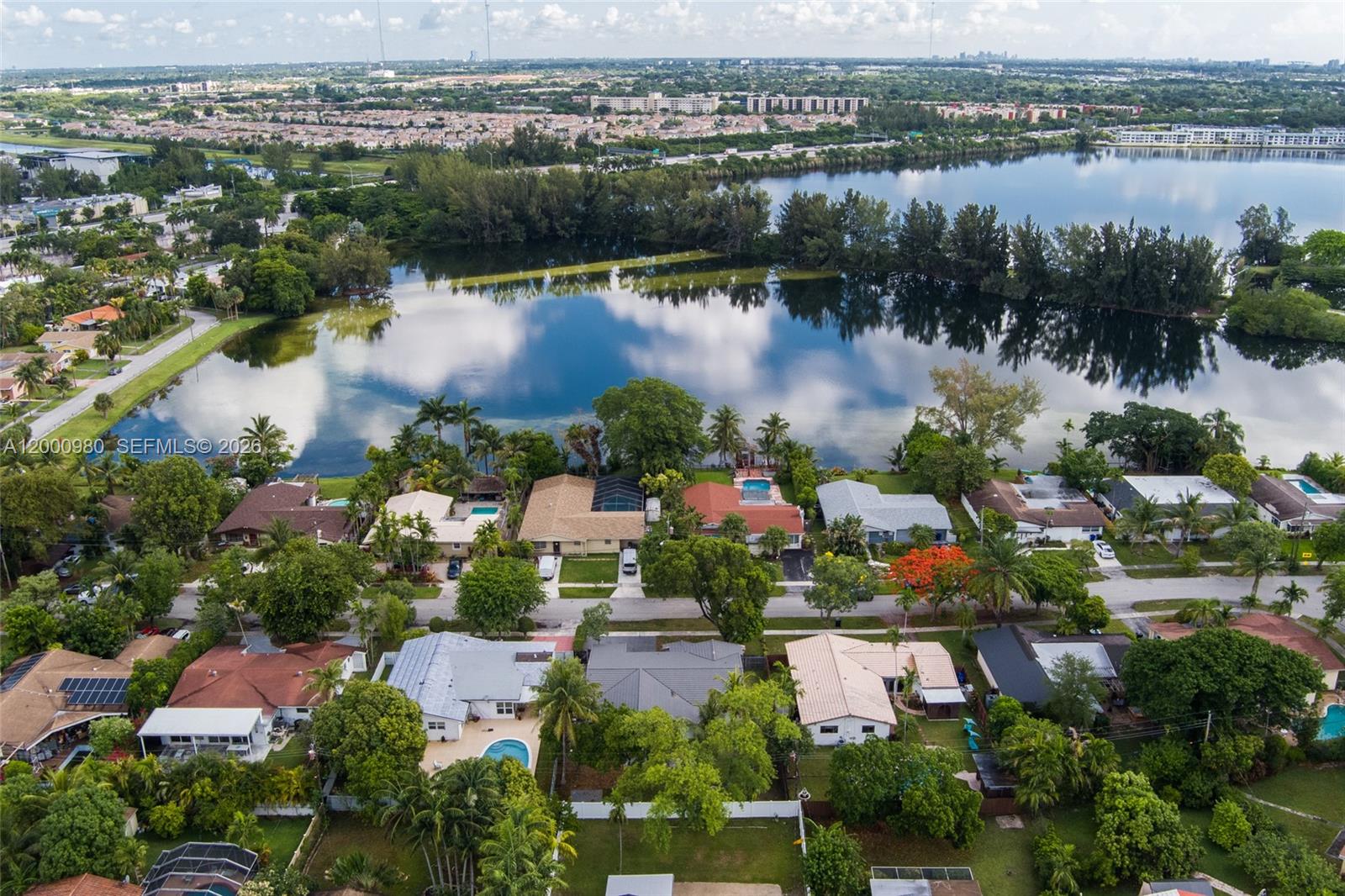 PICKWICK LAKE ESTATES SEC - Residential