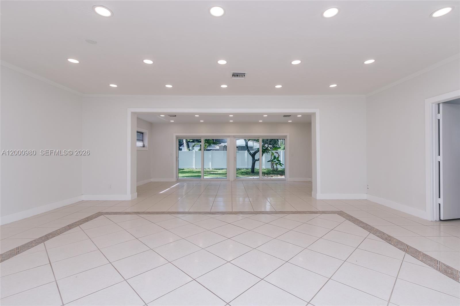PICKWICK LAKE ESTATES SEC - Residential