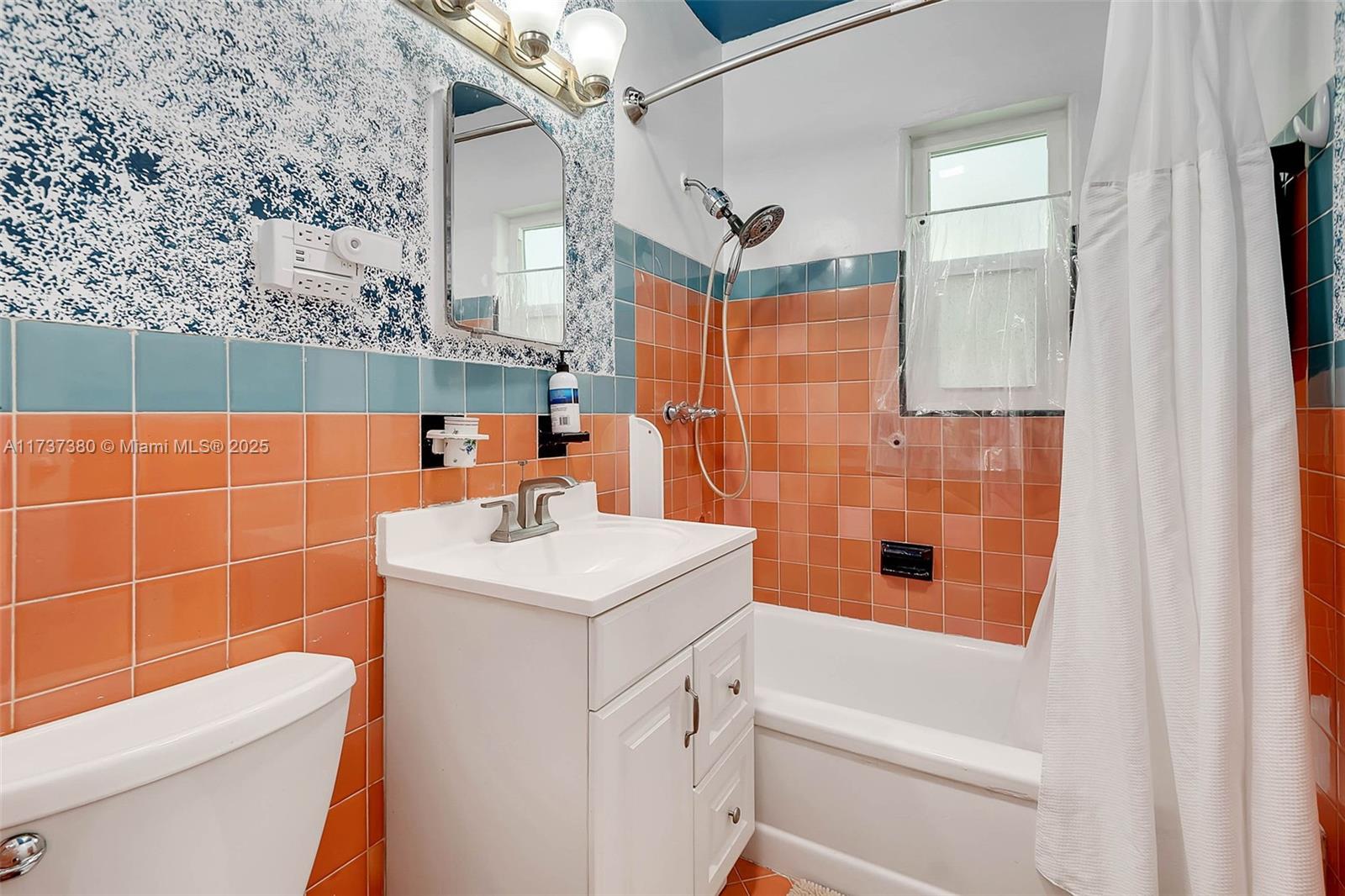 BISCAYNE BEACH-2ND ADDN - Residential