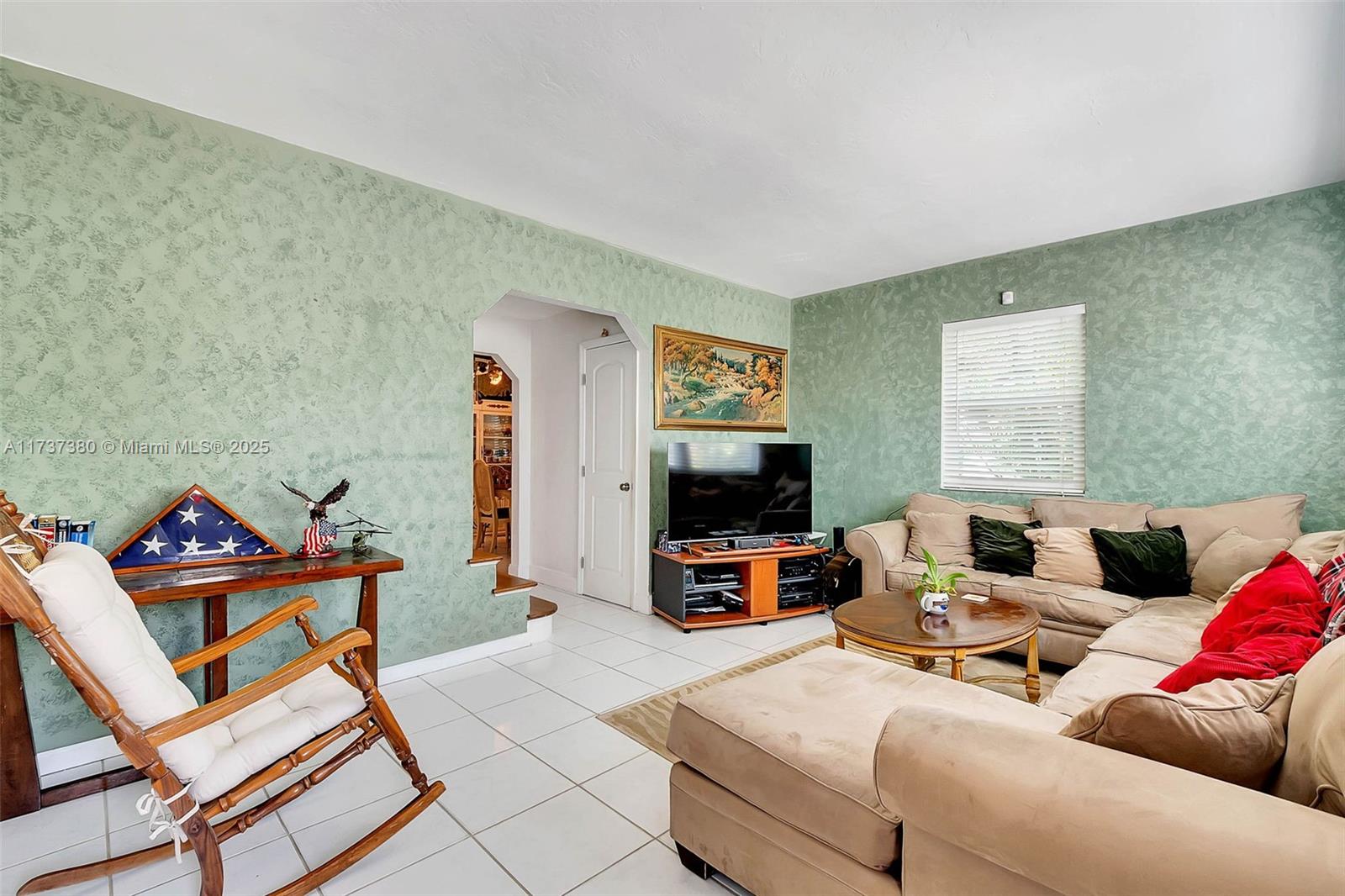 BISCAYNE BEACH-2ND ADDN - Residential