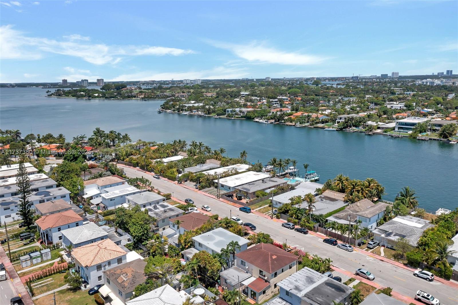 BISCAYNE BEACH-2ND ADDN - Residential