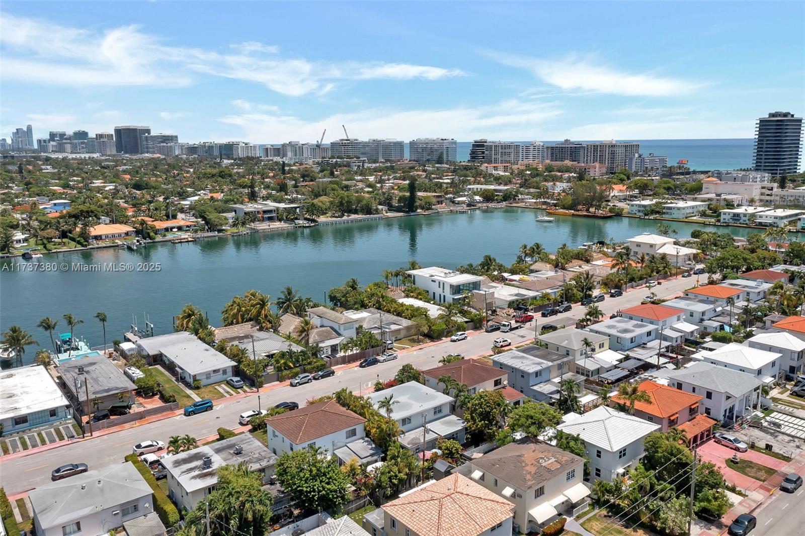 BISCAYNE BEACH-2ND ADDN - Residential