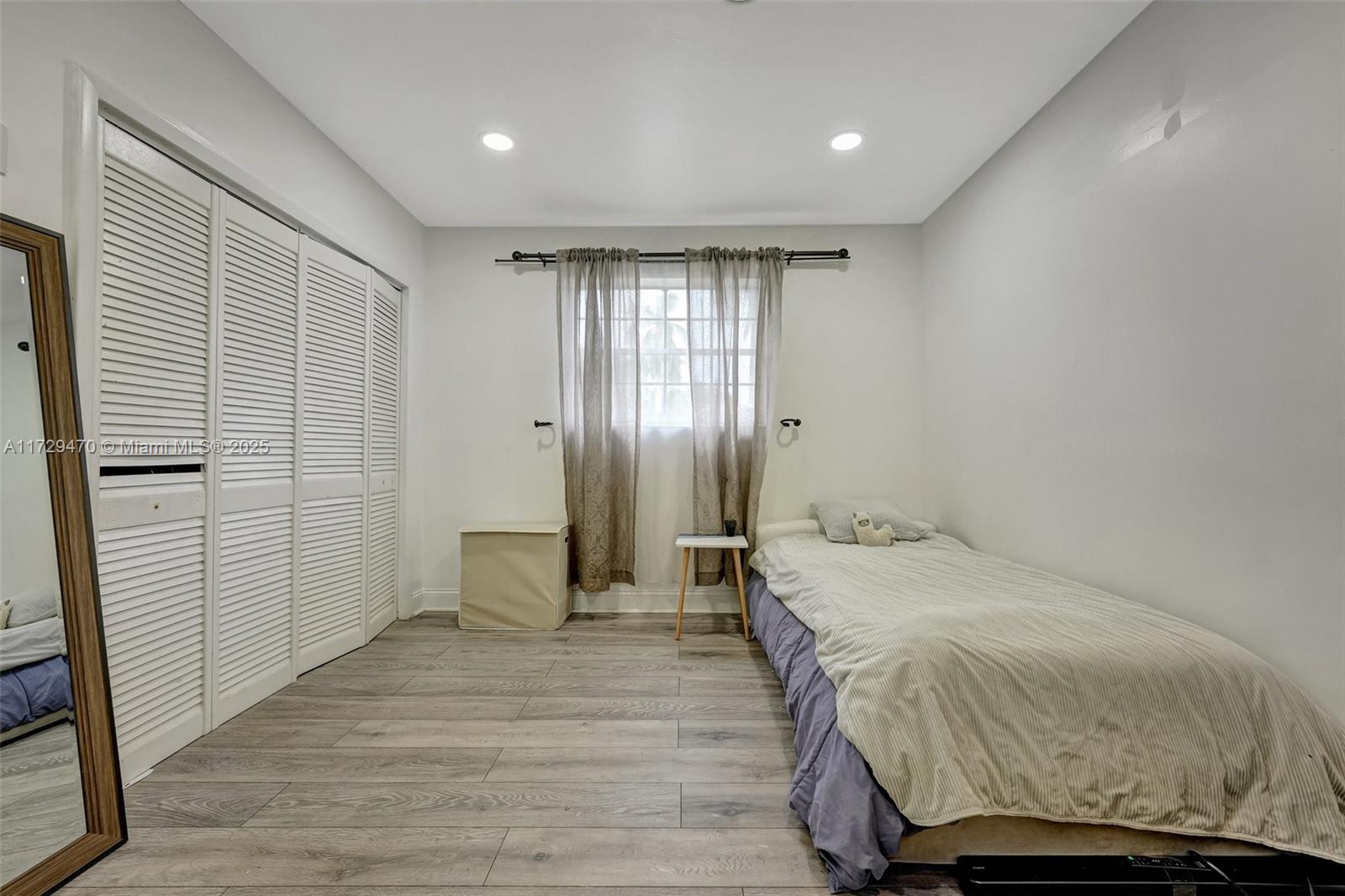 PICKWICK LAKE ESTS SEC 2 - Residential