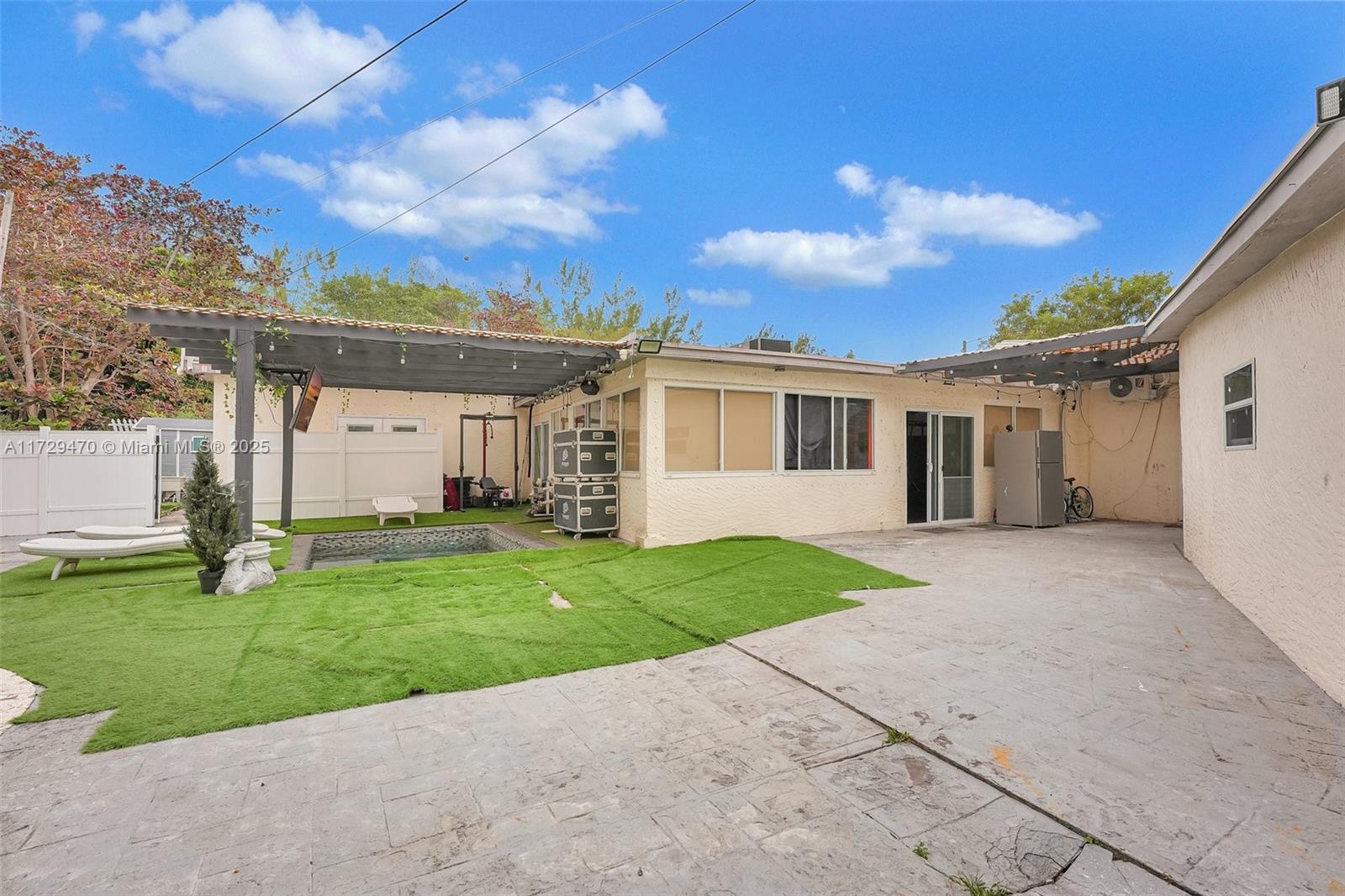 PICKWICK LAKE ESTS SEC 2 - Residential