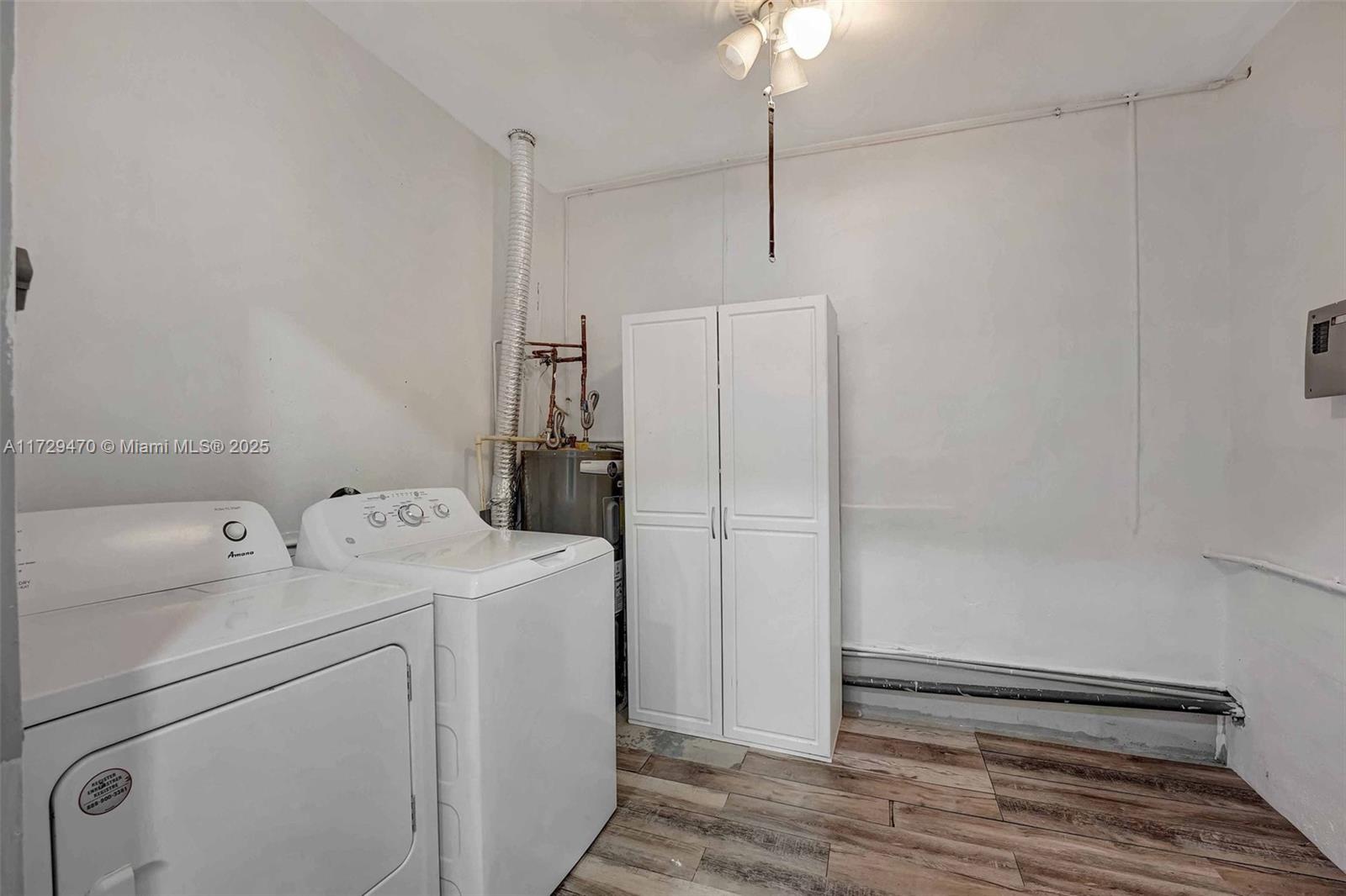 PICKWICK LAKE ESTS SEC 2 - Residential