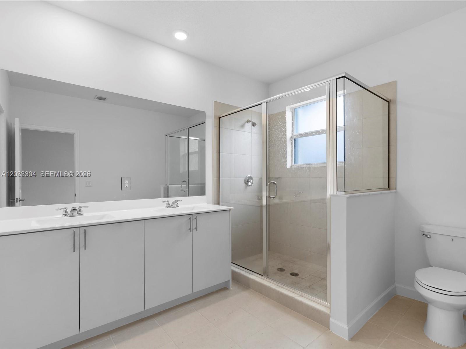 SKYRISE TOWNHOMES - Residential Lease